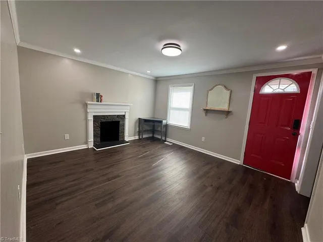 $186,000 | 204 Nelson Street, Pilot Mountain, NC 27041