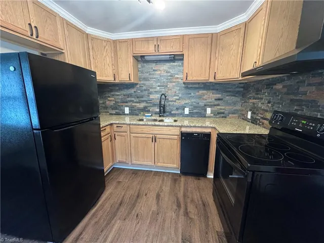 $186,000 | 204 Nelson Street, Pilot Mountain, NC 27041