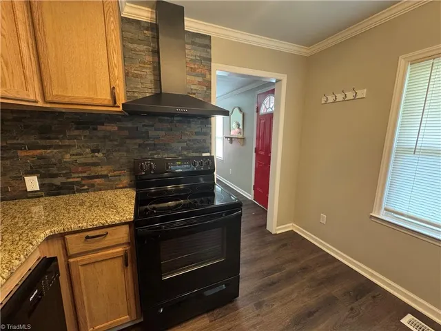 $186,000 | 204 Nelson Street, Pilot Mountain, NC 27041