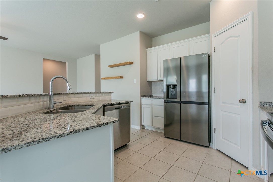 2208 Chia Court Temple, TX 76501 - Photo 7 of 27
