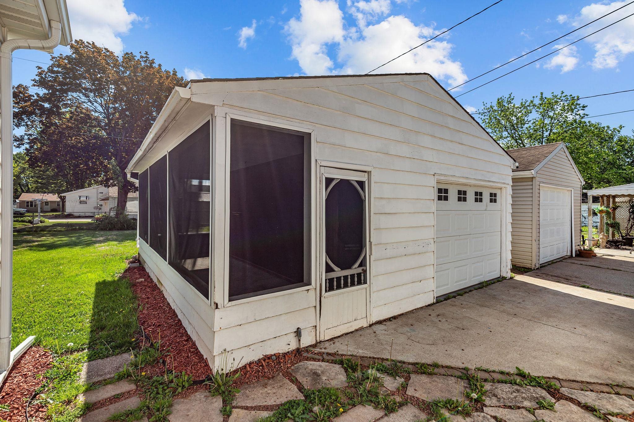 1516 Rugby Street Oshkosh, WI 54902 - Photo 35 of 40