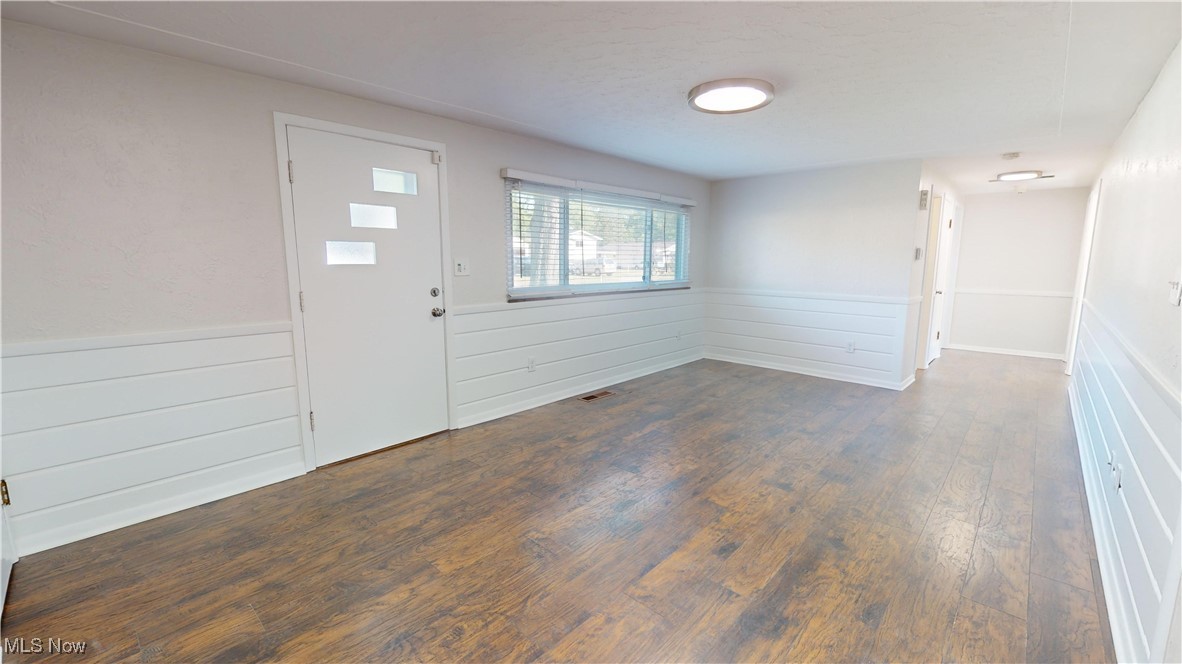 208 Vineyard Road Avon Lake, OH 44012 - Photo 9 of 24 Gallery Image 9