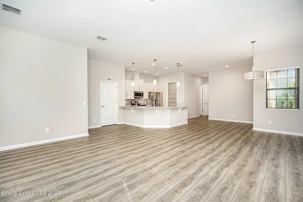 $2,750 | 700 Lanai Circle, Satellite Beach, FL 32937