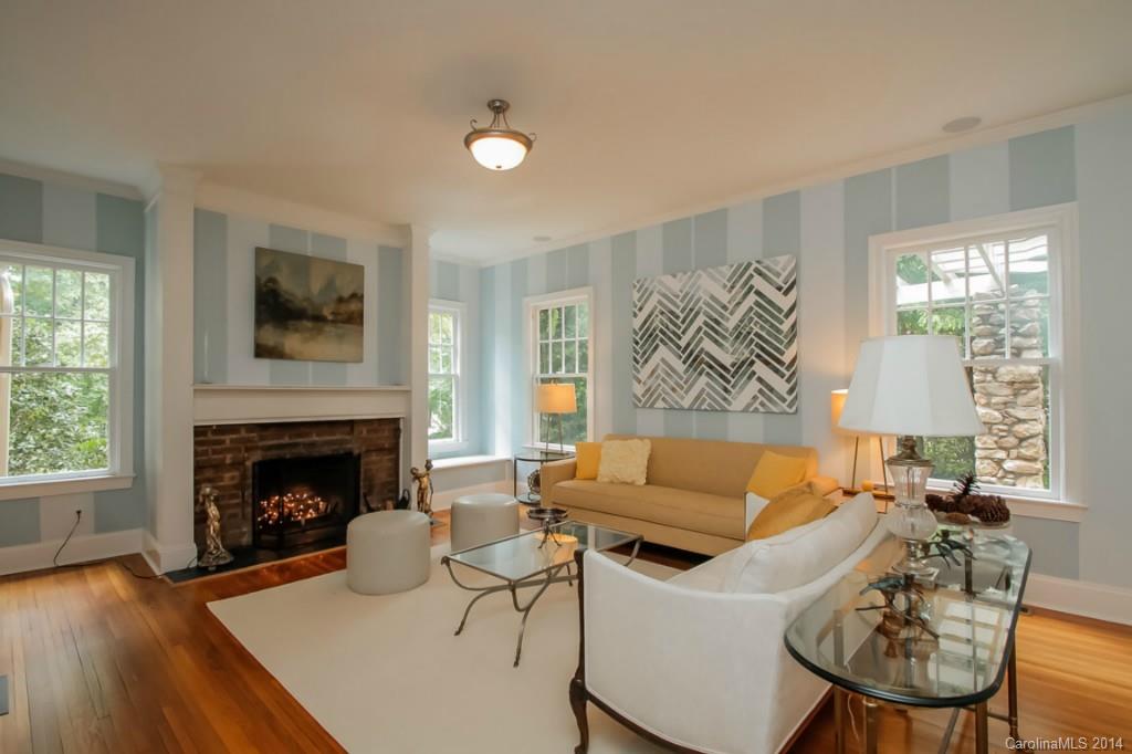 2054 Sharon Road Charlotte, NC 28207 - Photo 3 of 24 Gallery Image 3