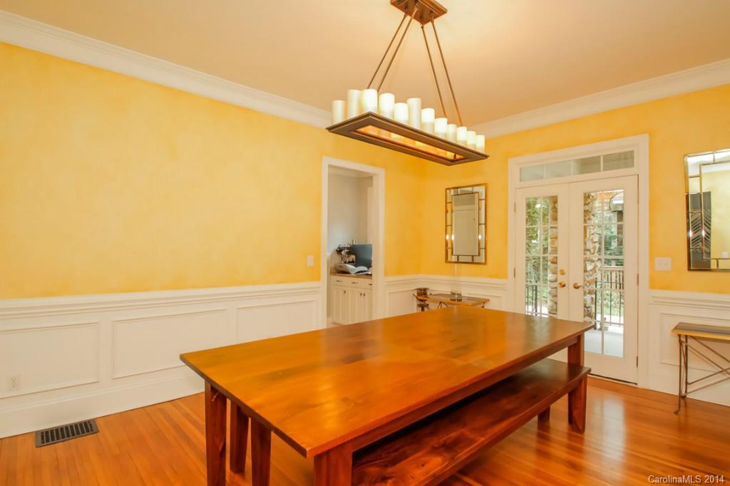 2054 Sharon Road Charlotte, NC 28207 - Photo 5 of 24 Gallery Image 5