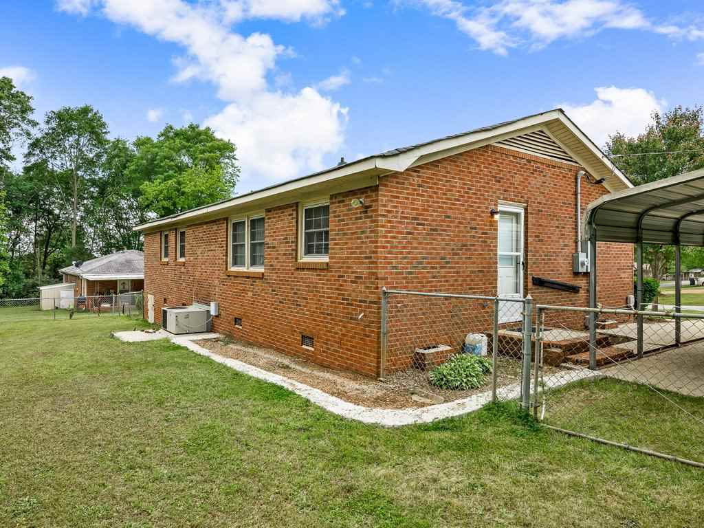 197 State Rd S-42-9795 Duncan, SC 29334 - Photo 15 of 18 Gallery Image 15