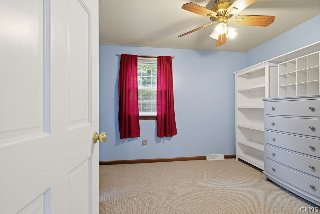 4203 Gopher Circle Clay, NY 13090 - Photo 35 of 47