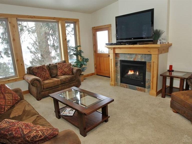 879 Southwest Blakely Road Bend, OR 97702 - Photo 7 of 18 Additional Photo