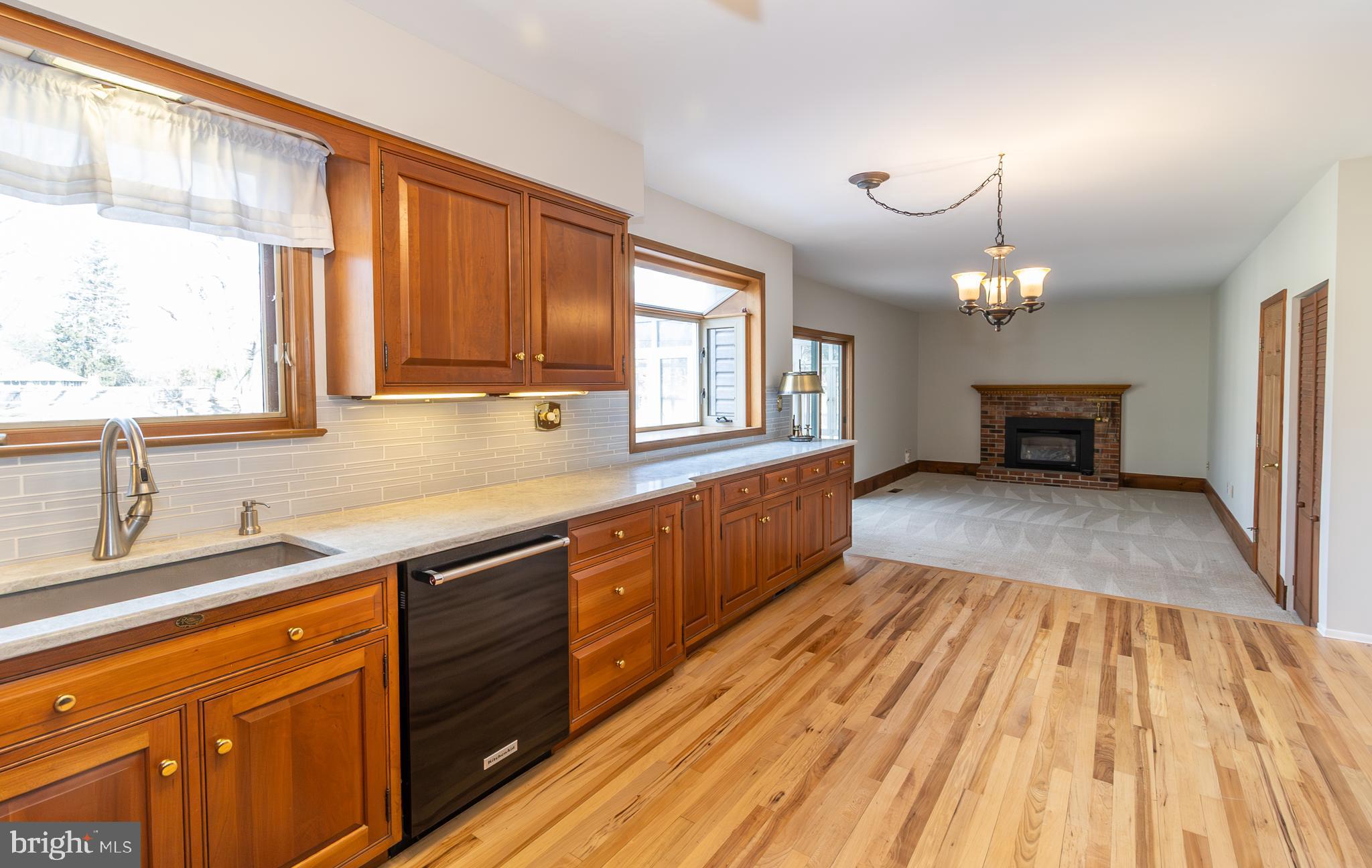 15 Cambridge Road Downingtown, PA 19335 - Photo 10 of 23 Gallery Image 10
