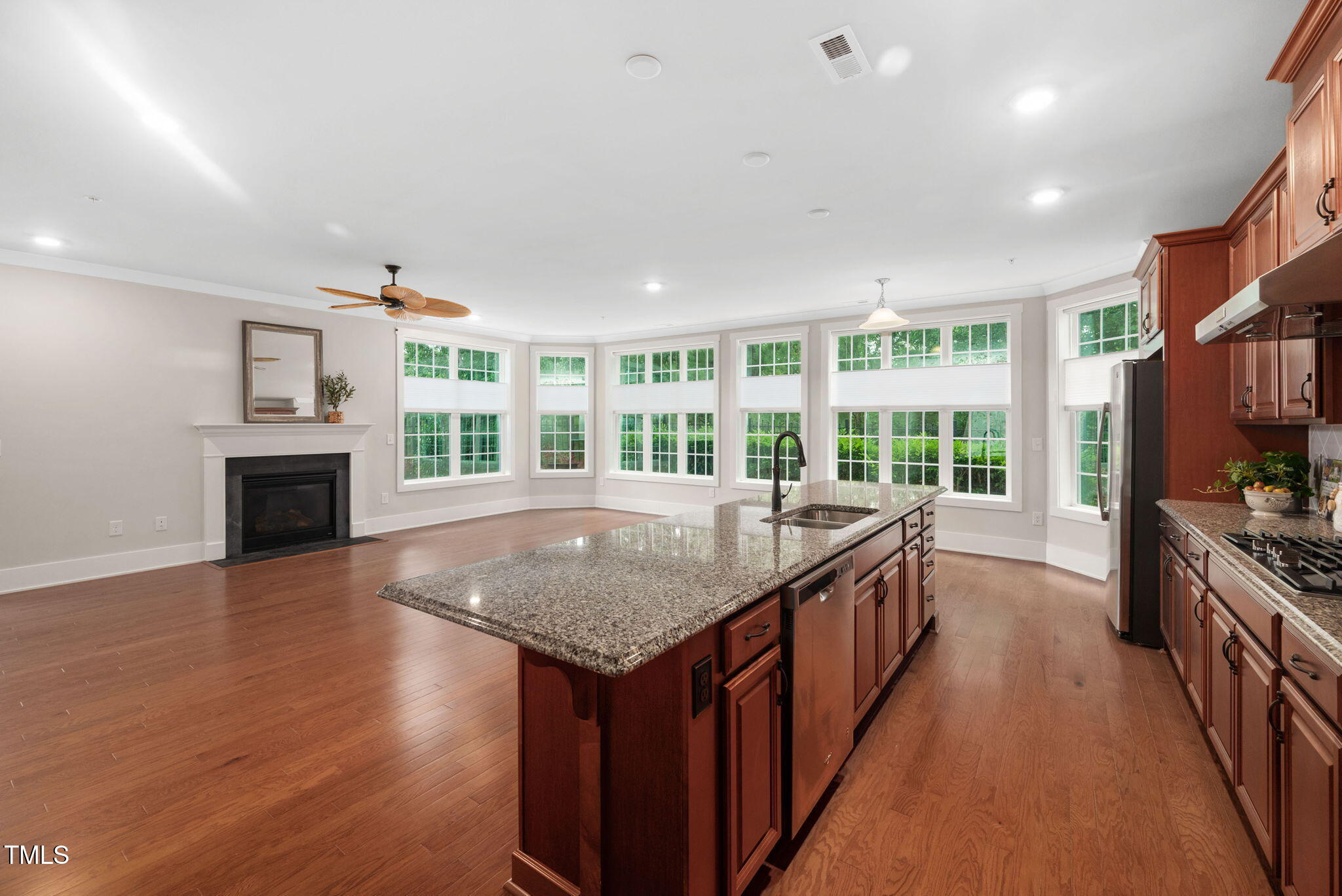 10310 Sablewood Drive, Unit 111 Raleigh, NC 27617 - Photo 21 of 46 Kitchen4