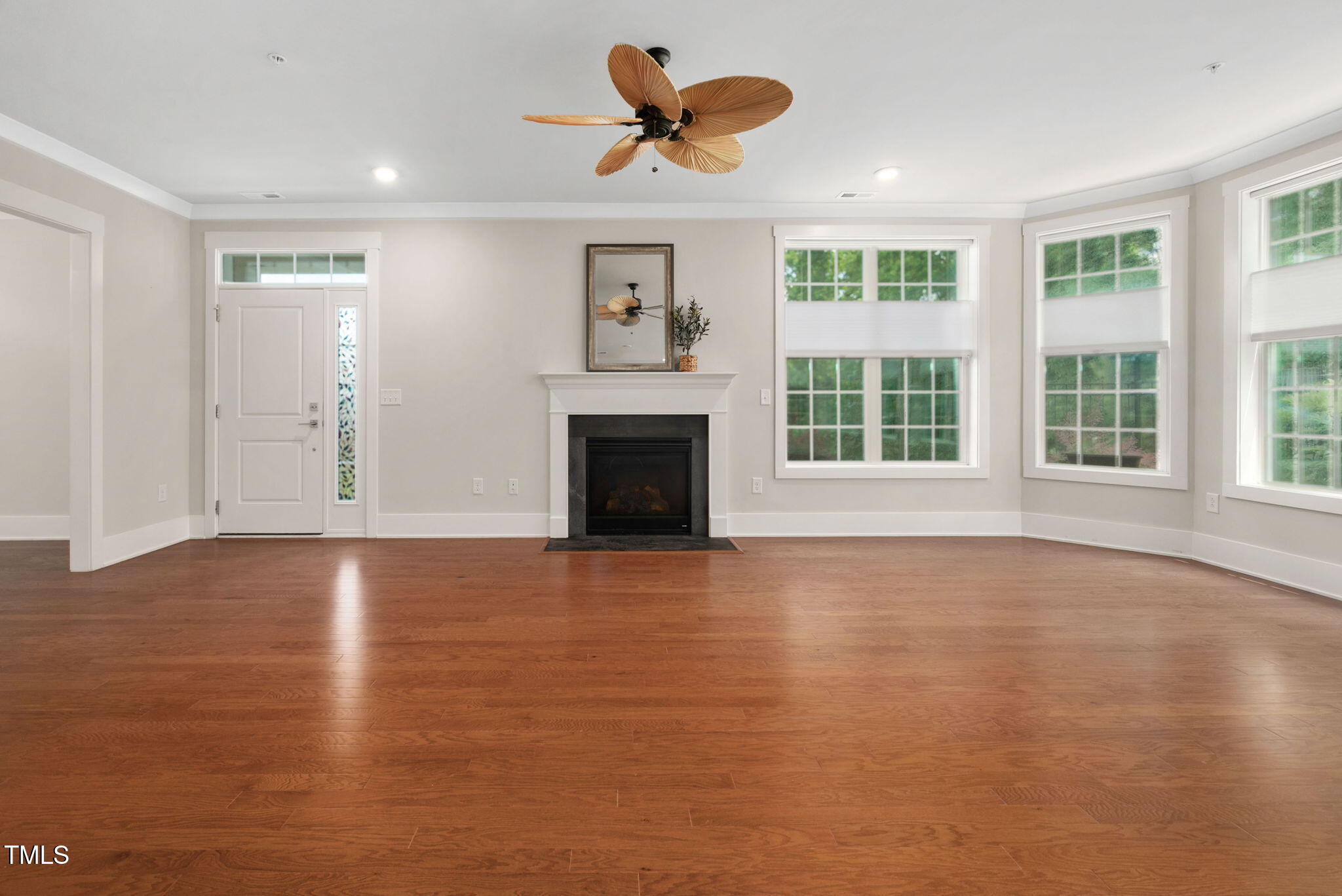 10310 Sablewood Drive, Unit 111 Raleigh, NC 27617 - Photo 22 of 46 Living Room1