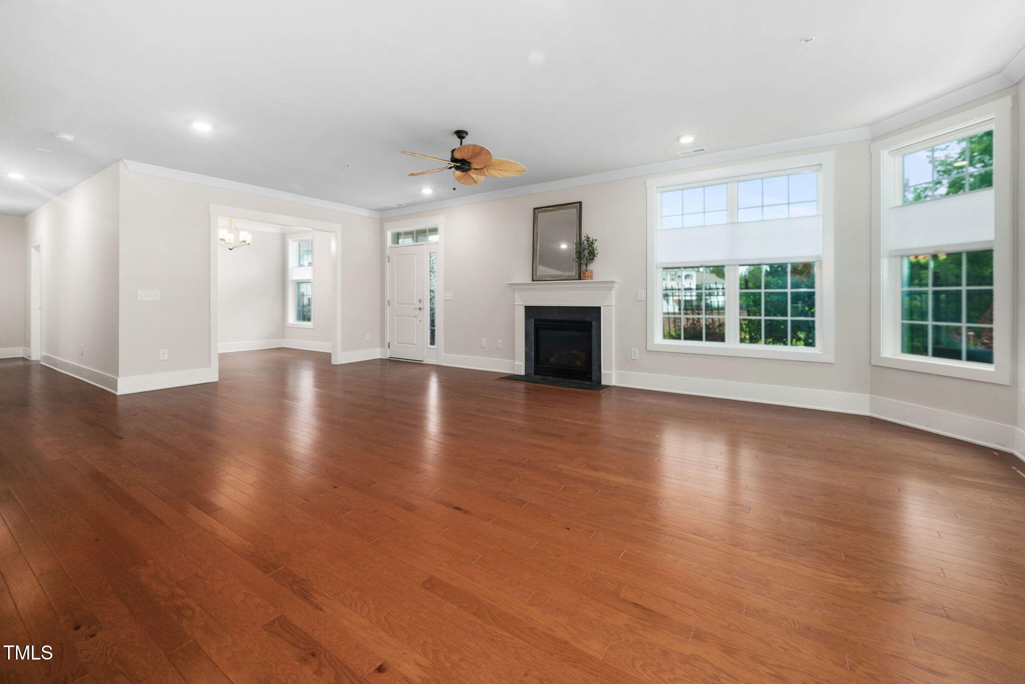 10310 Sablewood Drive, Unit 111 Raleigh, NC 27617 - Photo 23 of 46 Living Room2