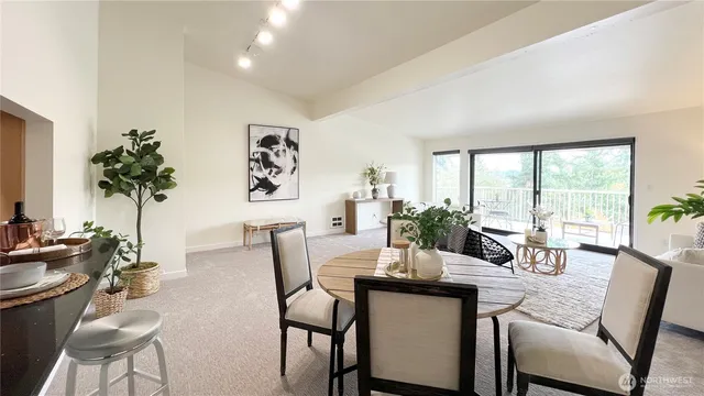$899,000 | 2920 76th Avenue Southeast, Unit 411, Mercer Island, WA 98040