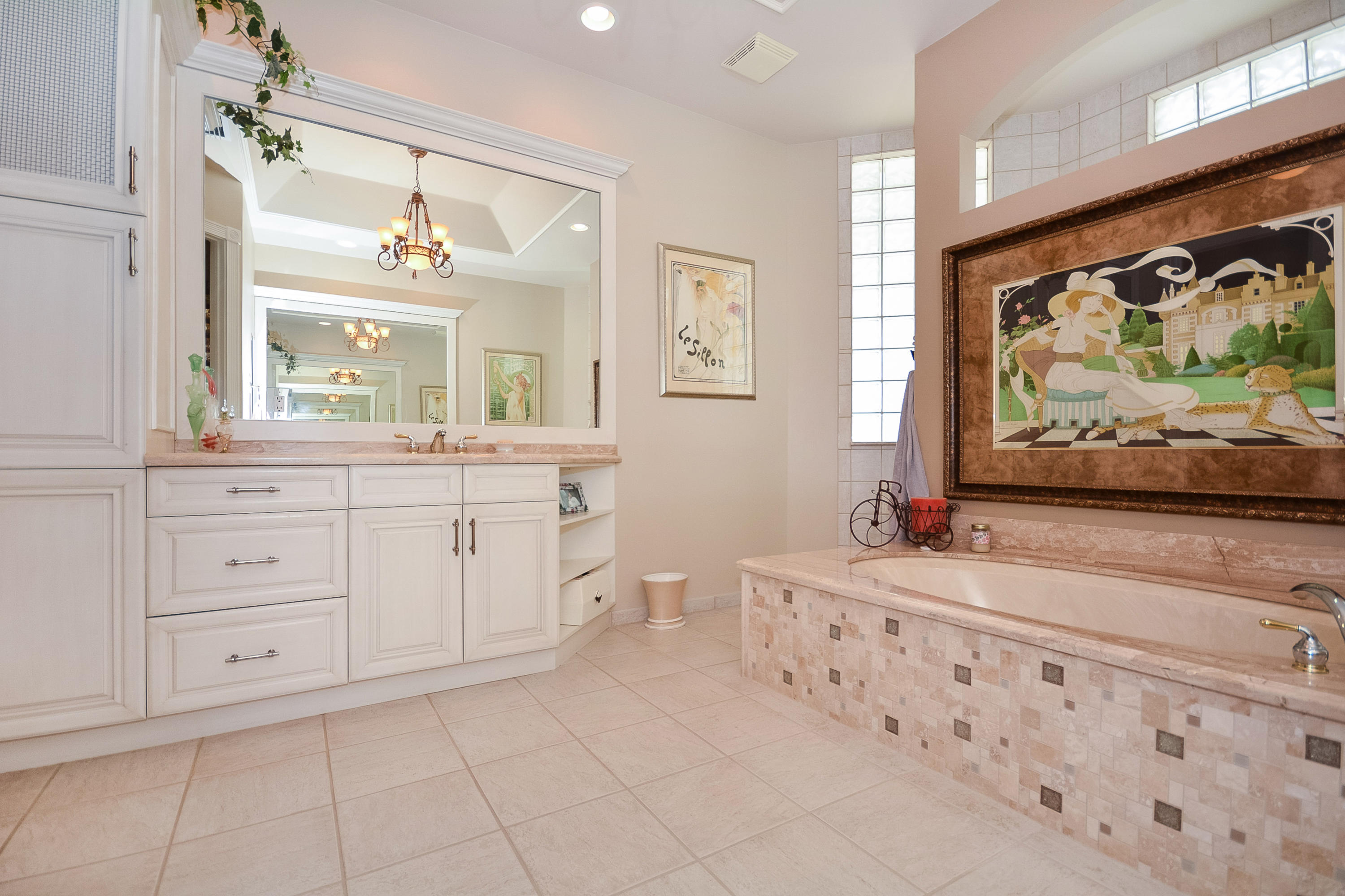 21747 Fall River Drive Boca Raton, FL 33428 - Photo 15 of 29 Master Bath