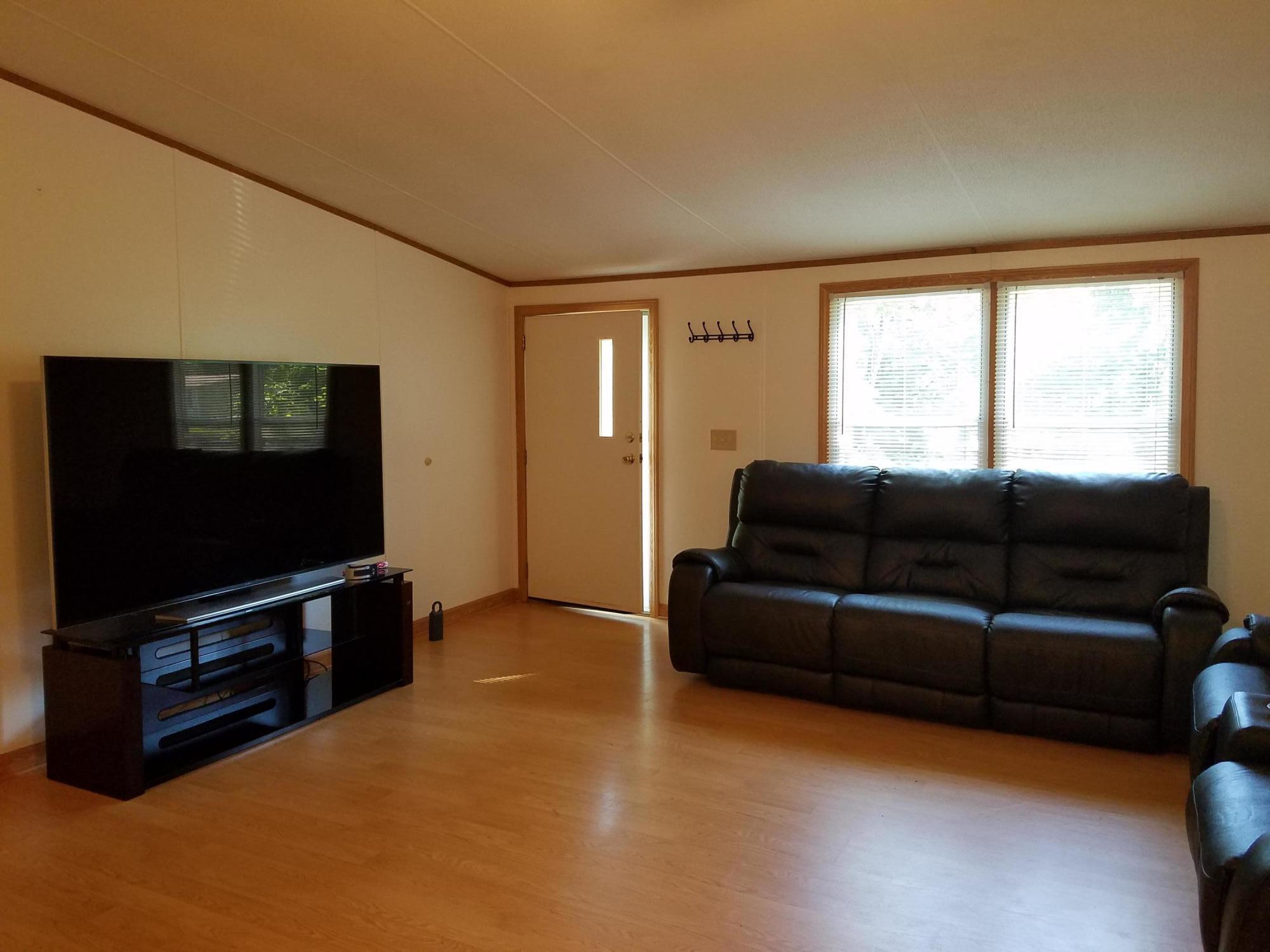 141 Wellspring Road Moneta, VA 24121 - Photo 4 of 10 plenty of room