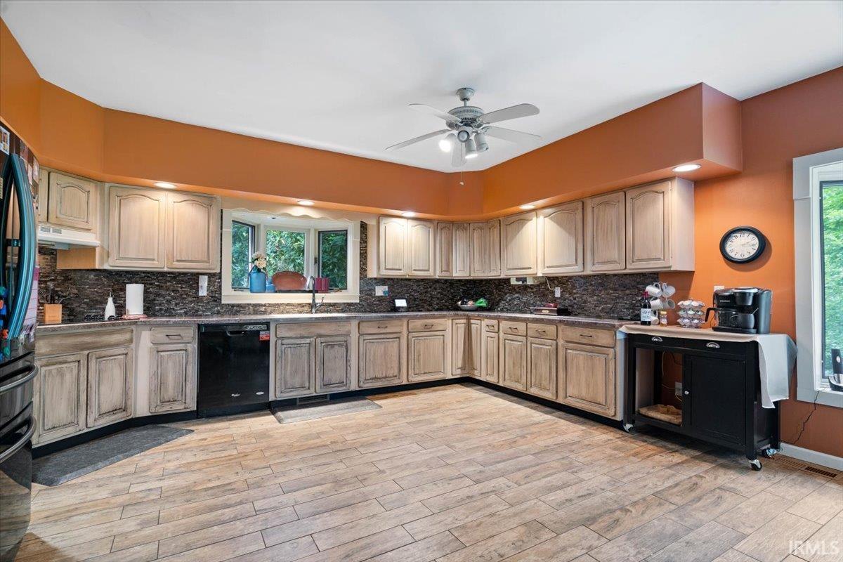 6933 Gardner Road Chandler, IN 47610 - Photo 13 of 33 Gallery Image 13