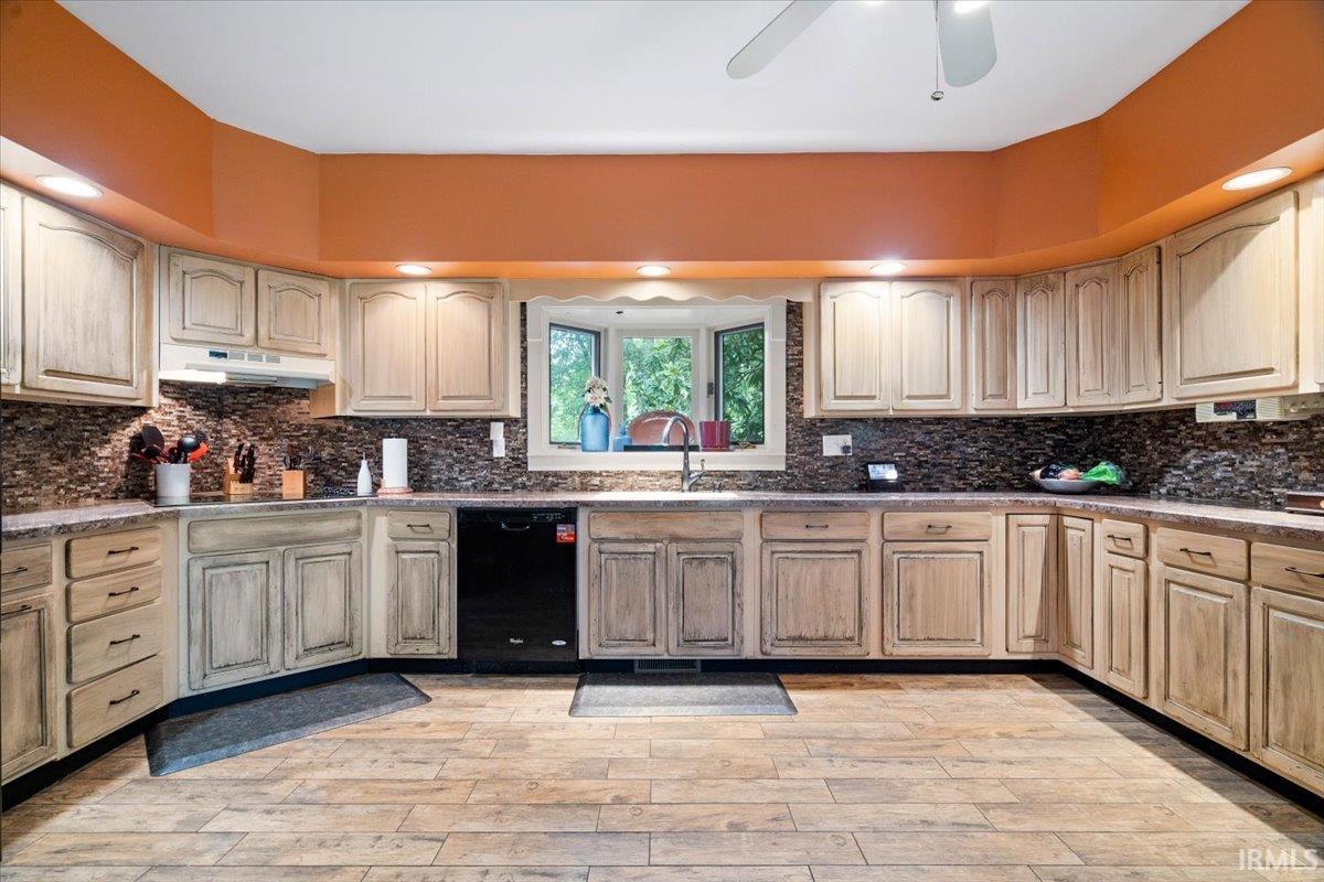 6933 Gardner Road Chandler, IN 47610 - Photo 10 of 33 Gallery Image 10