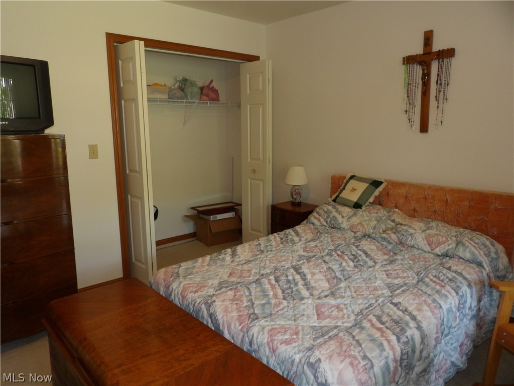 6695 Clingan Road, Unit 15 Youngstown, OH 44514 - Photo 9 of 19