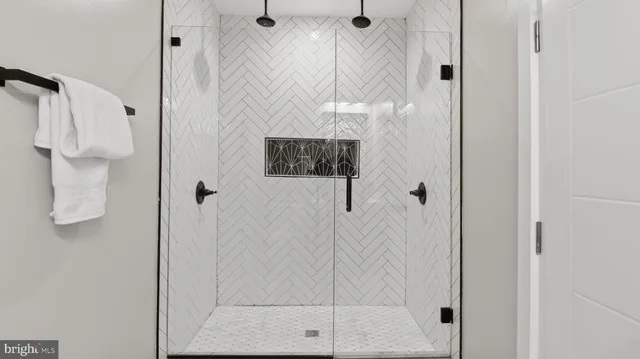 $750,000 | 716 Kearny Street Northeast, Unit 5, Washington, DC 20017