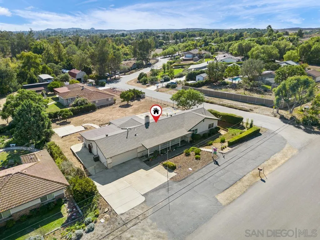 1007 Pepper Tree Lane Fallbrook, CA 92028 - Photo 34 of 34 an aerial view of a city and mountain view in back