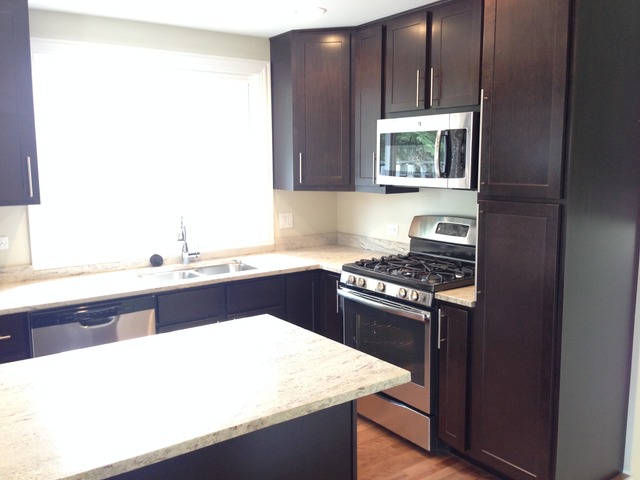 134 Mulberry Road Deerfield, IL 60015 - Photo 3 of 16