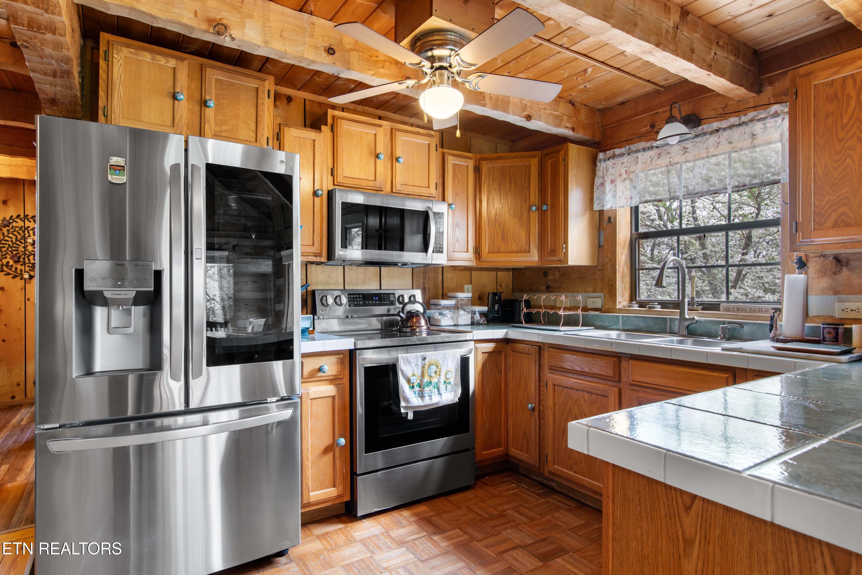 2168 Mountain Vista Road Sevierville, TN 37876 - Photo 17 of 34 030A7430