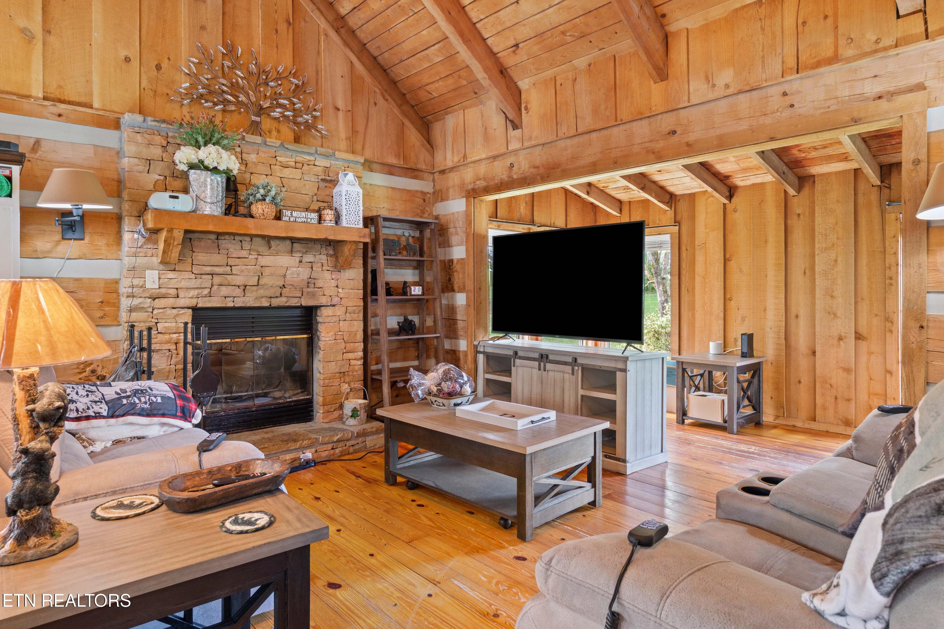 2168 Mountain Vista Road Sevierville, TN 37876 - Photo 4 of 34 030A7471