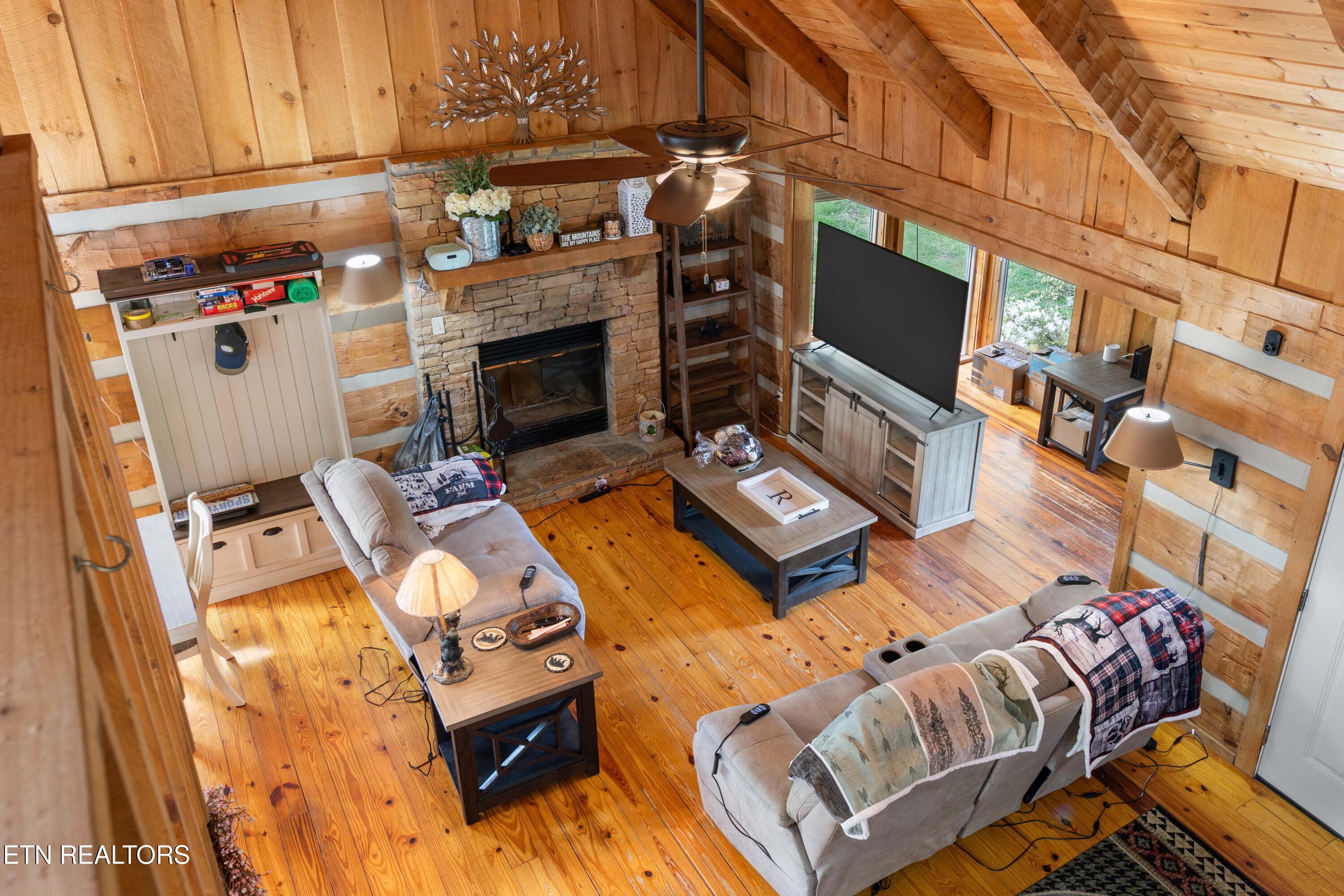 2168 Mountain Vista Road Sevierville, TN 37876 - Photo 5 of 34 030A7309