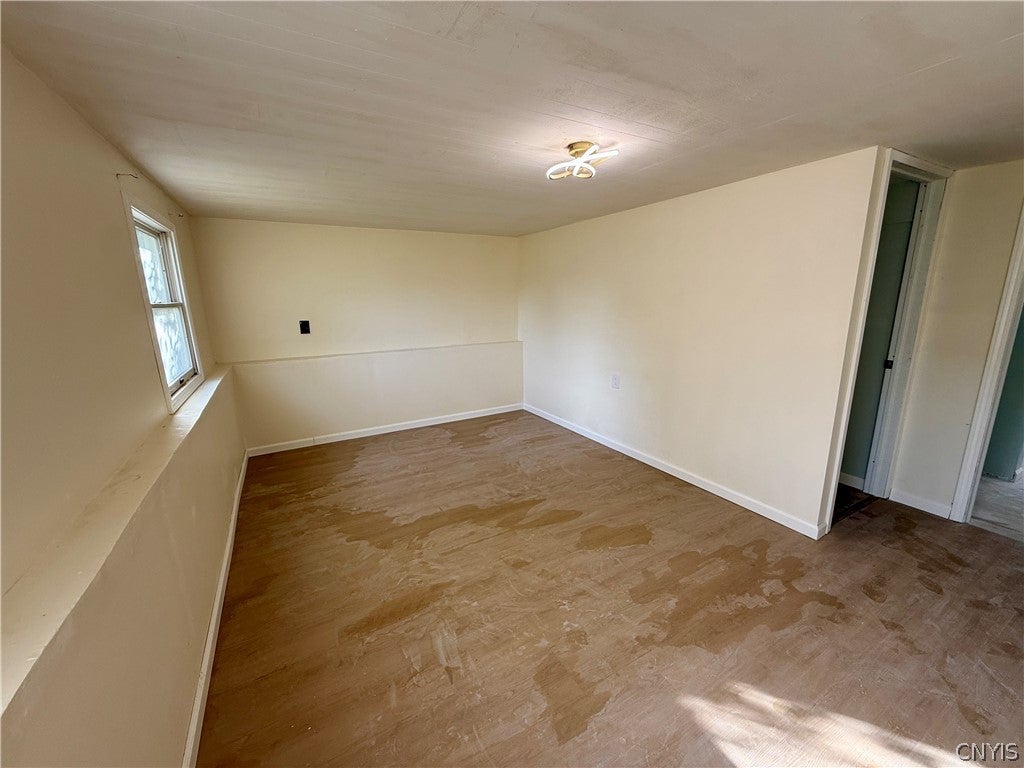 4999 Windgate Road Liverpool, NY 13088 - Photo 15 of 23 Gallery Image 15