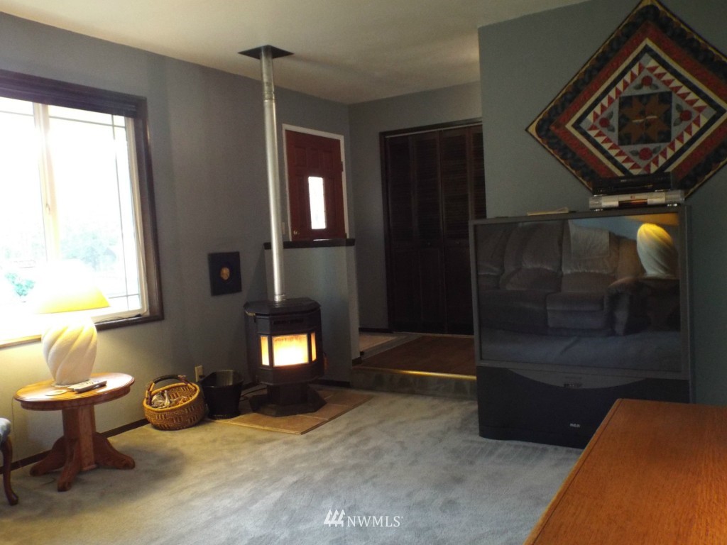 315 Young Road Mossyrock, WA 98564 - Photo 10 of 25 Gallery Image 10