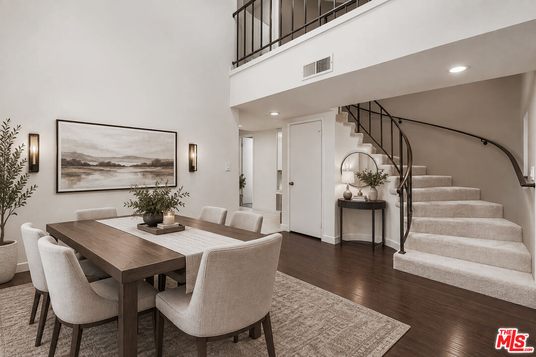 230 Bethany Road, Unit 120 Burbank, CA 91504 - Photo 4 of 34 Gallery Image 4