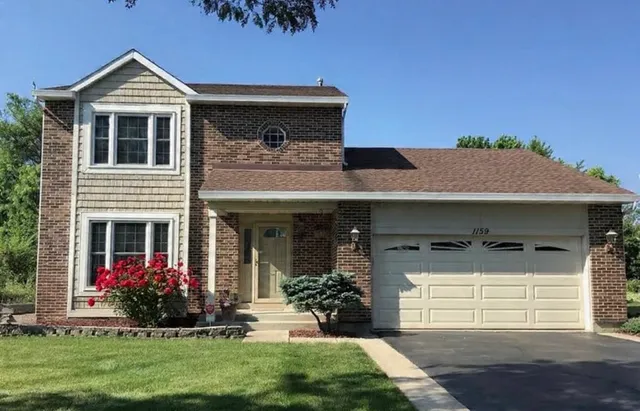 $390,000 | 1159 Cimarron Drive, Cary, IL 60013