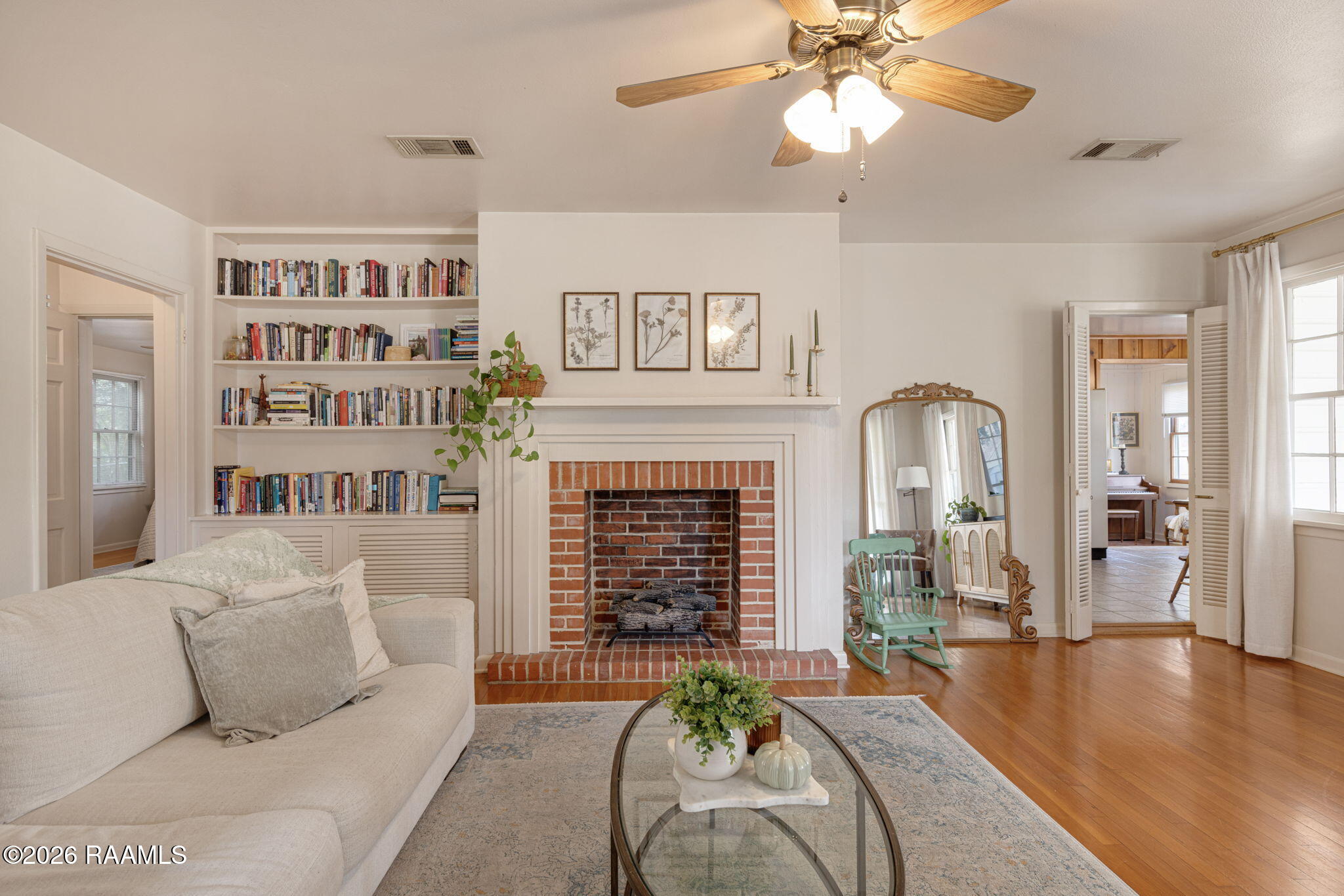 1918 Edwards Street Opelousas, LA 70570 - Photo 4 of 25 Living Area
