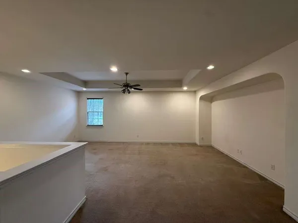 $3,150 | 305 Moonlight Drive, Euless, TX 76039