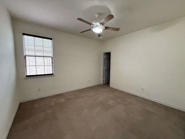 $3,150 | 305 Moonlight Drive, Euless, TX 76039