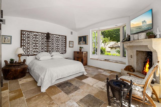 $4,290,995 | 2362 Whitney Avenue, Summerland, CA 93067