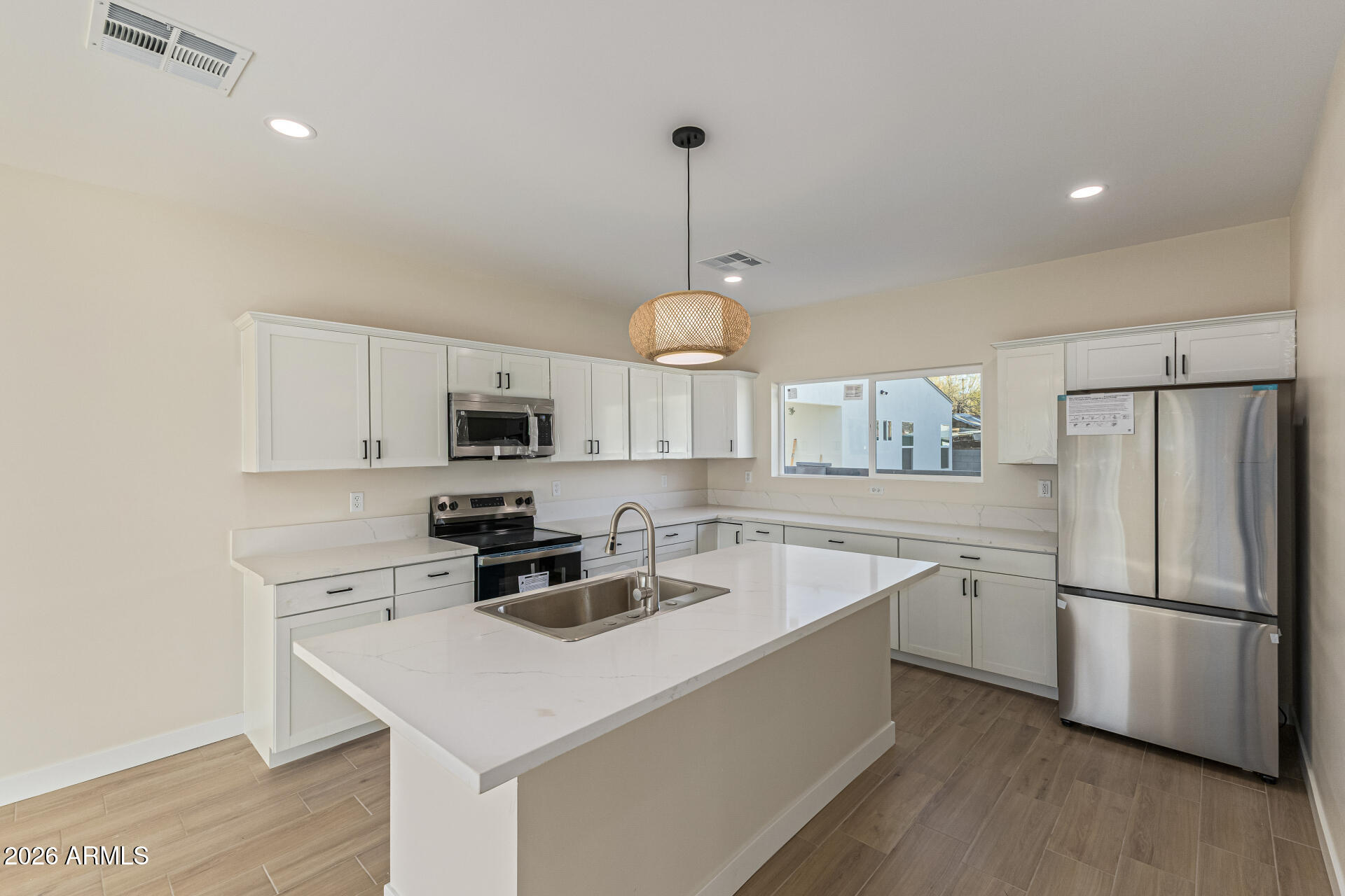 9425 North 9th Avenue Phoenix, AZ 85021 - Photo 17 of 28