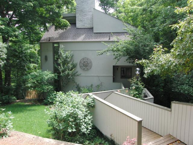 8292 Bridle Road Cincinnati, OH 45244 - Photo 1 of 1