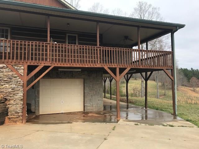 1065 Sunny Ridge Road Walnut Cove, NC 27052 - Photo 4 of 28 Gallery Image 4