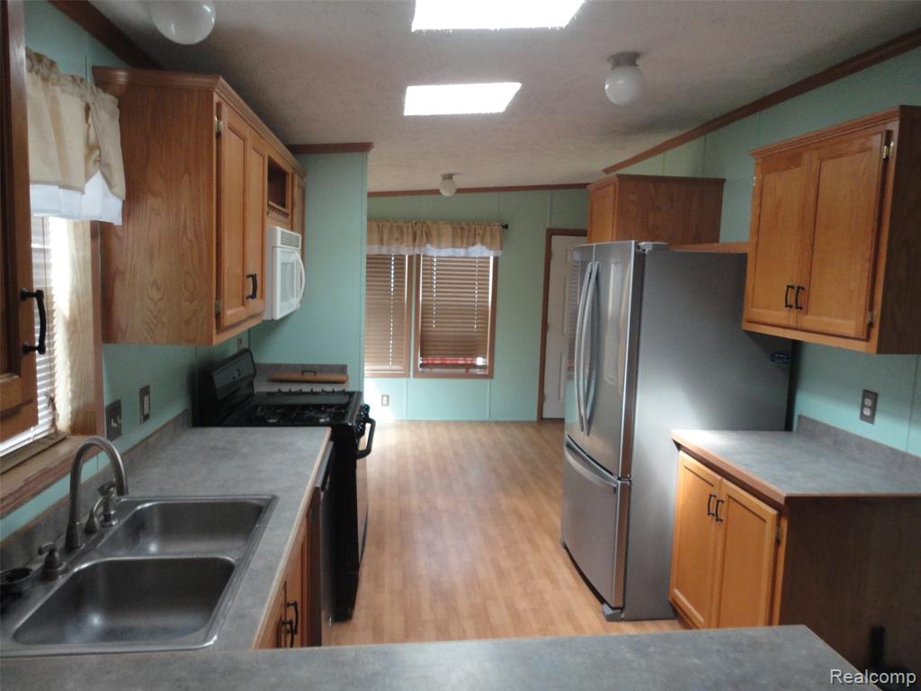 3954 Ryans Ridge Monroe, MI 48161 - Photo 10 of 28