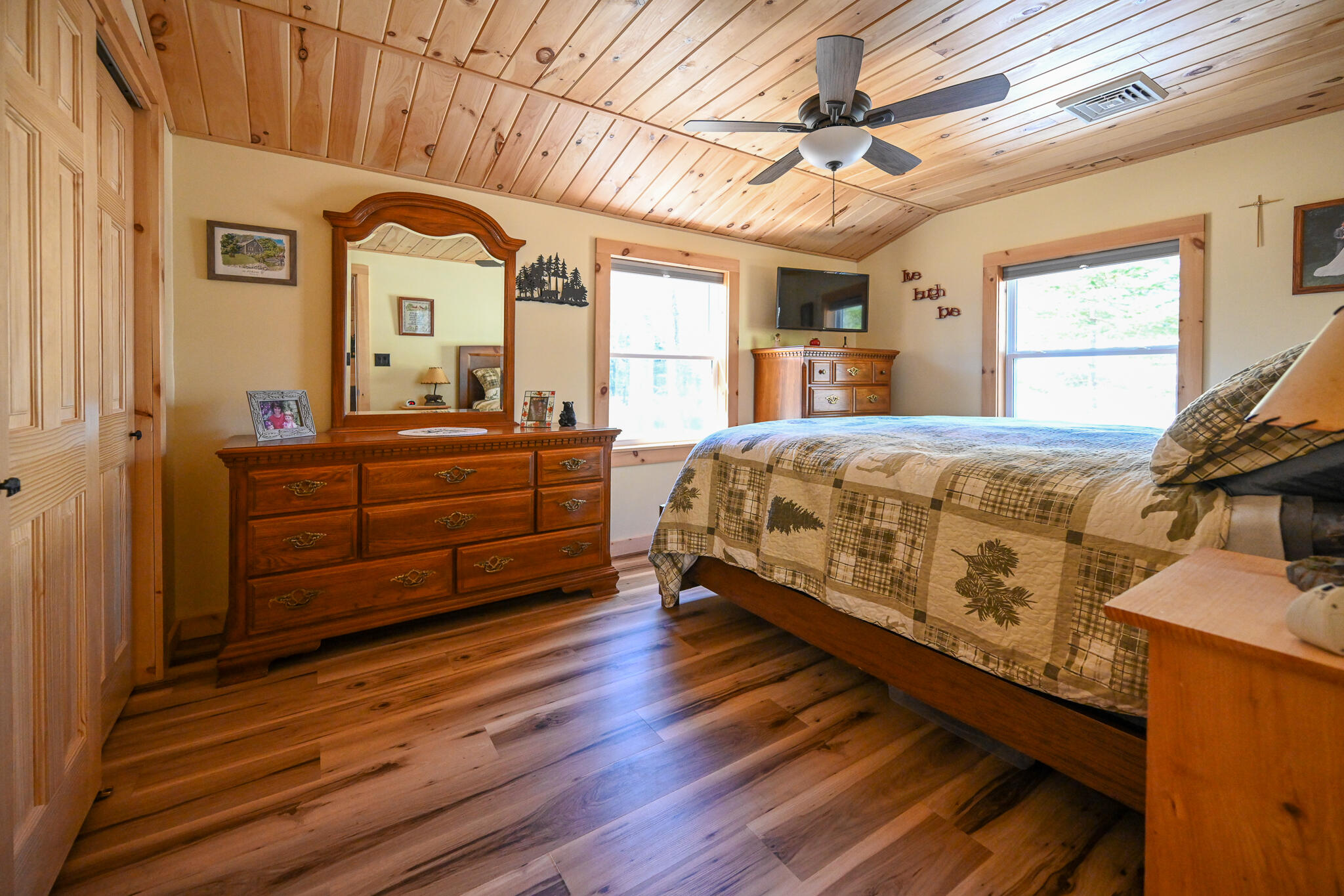 28 Dragon Back Road Naples, ME 04055 - Photo 24 of 41 Main bedroom