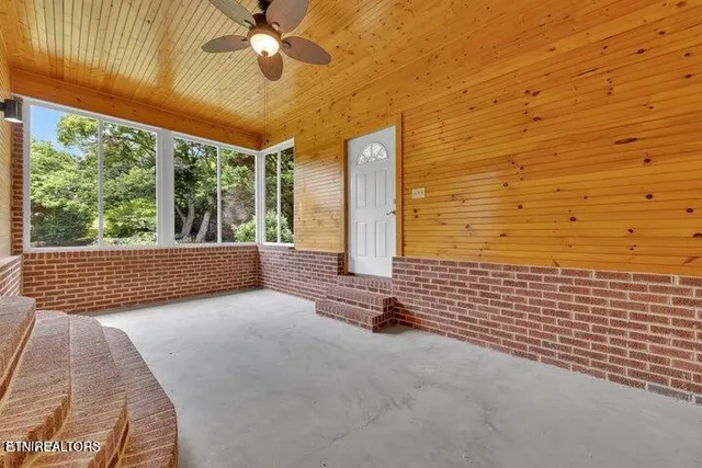 $476,500 | 107 Fairway Lane, Greeneville, TN 37743