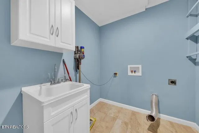 $476,500 | 107 Fairway Lane, Greeneville, TN 37743