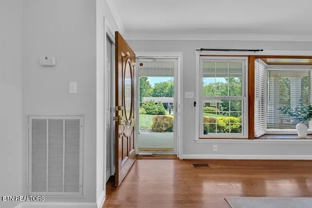 $476,500 | 107 Fairway Lane, Greeneville, TN 37743