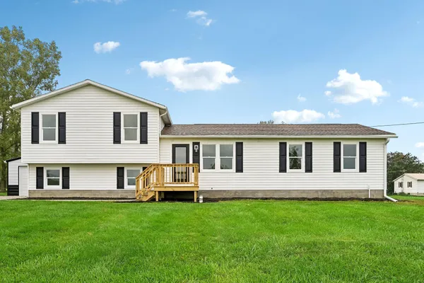 $484,500 | 5700 Possum Street, Mount Vernon, OH 43050