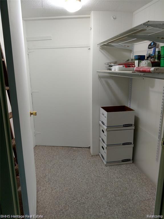 9719 Textile Road Ypsilanti, MI 48197 - Photo 26 of 40