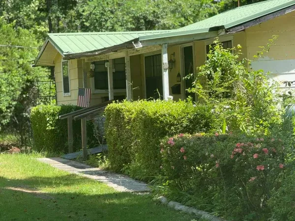 $84,750 | 220 Presley Drive, Abbeville, AL 36310