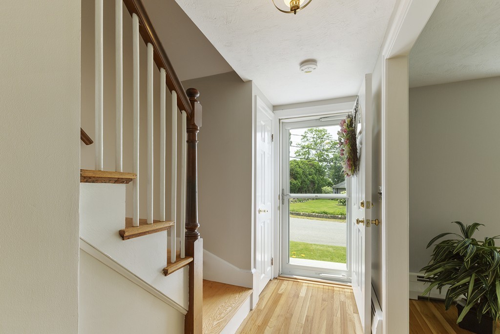 6 Lawndale Road Stoneham, MA 02180 - Photo 13 of 26 Gallery Image 13