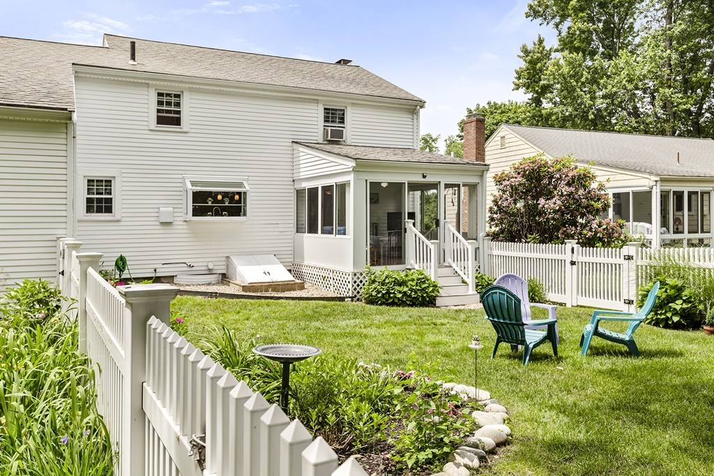 6 Lawndale Road Stoneham, MA 02180 - Photo 21 of 26 Gallery Image 21