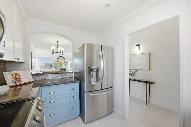 $719,000 | 320 Peninsula Avenue, Unit 409, San Mateo, CA 94401